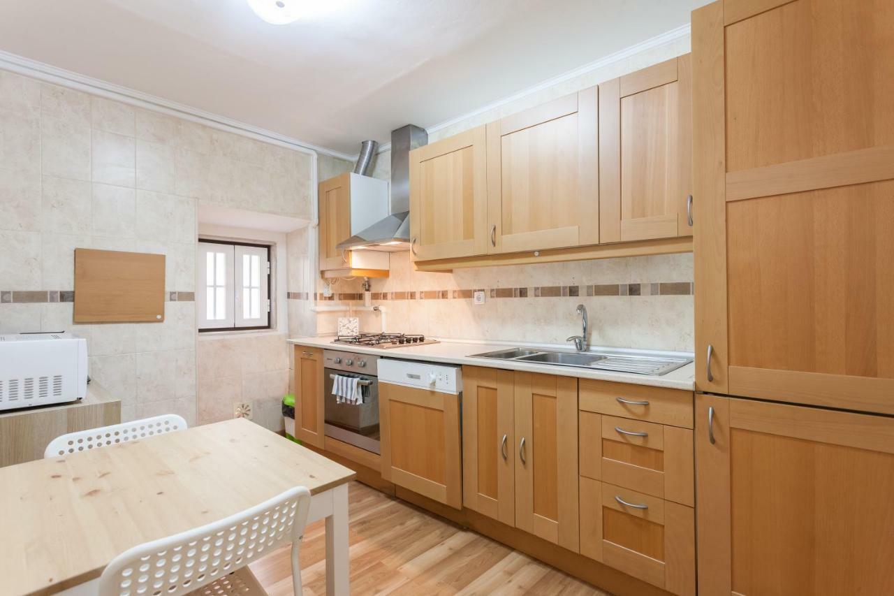 Flh Bairro Alto Stylish Apartment Лиссабон Экстерьер фото